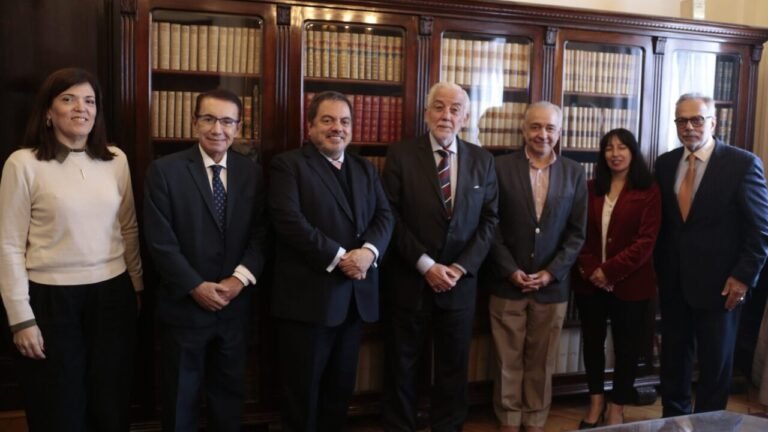 La CEPAL, junto a COPEC se reunieron con las autoridades del Tribunal Superior de Justicia de Córdoba